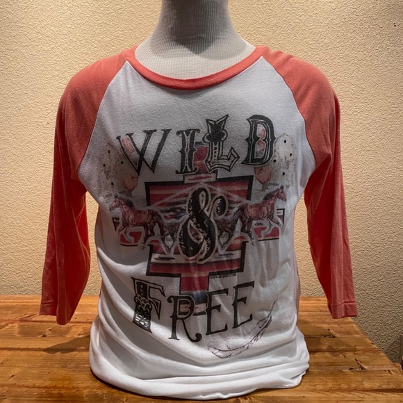 Wild & Free 3/4 Sleeve - Picture 2 of 8